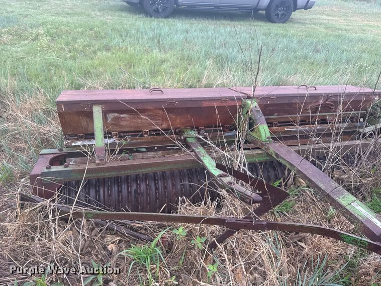 image for item EW4749 Brillion seeder