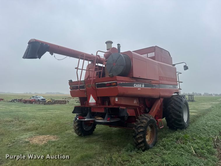 image for item EW4756 1997 Case IH 2188 combine