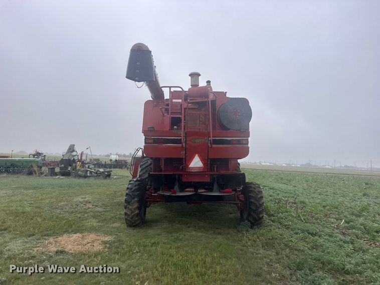 image for item EW4756 1997 Case IH 2188 combine