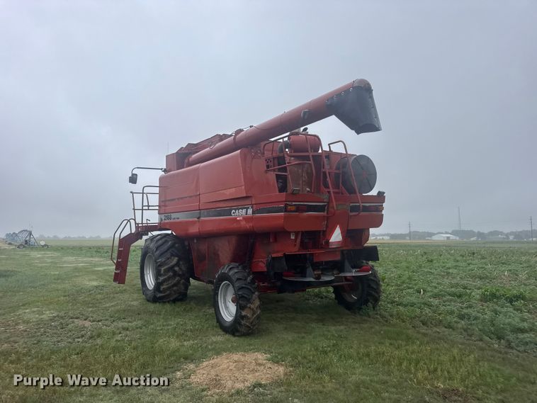 image for item EW4756 1997 Case IH 2188 combine