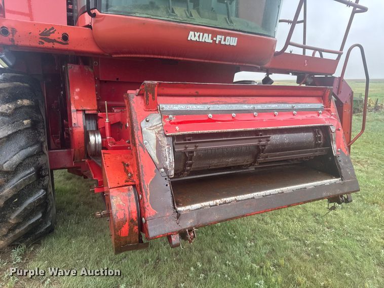 image for item EW4756 1997 Case IH 2188 combine
