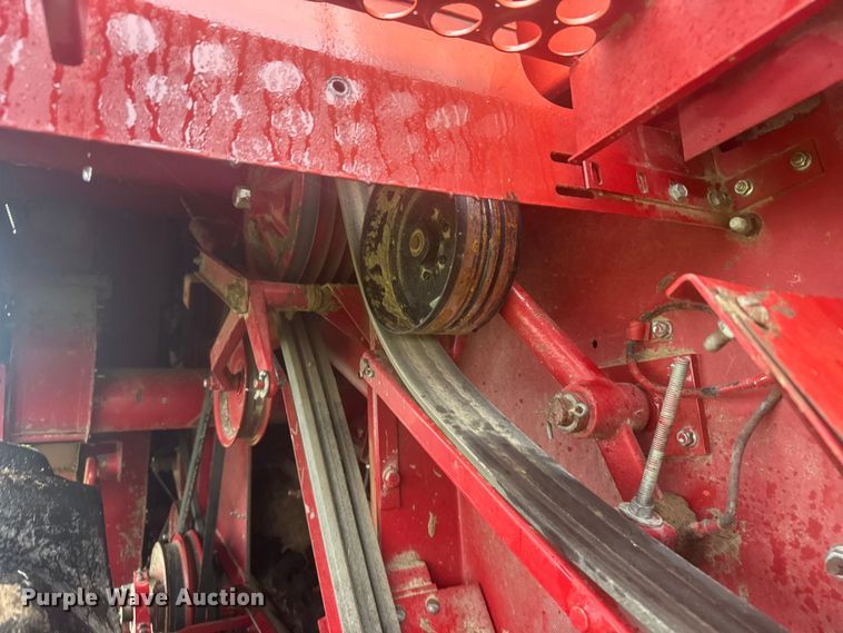 image for item EW4756 1997 Case IH 2188 combine