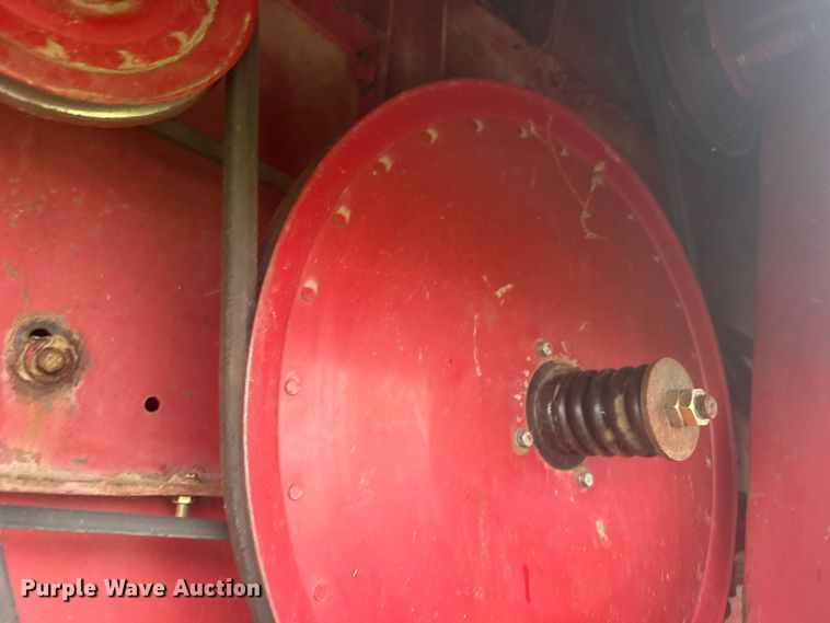 image for item EW4756 1997 Case IH 2188 combine