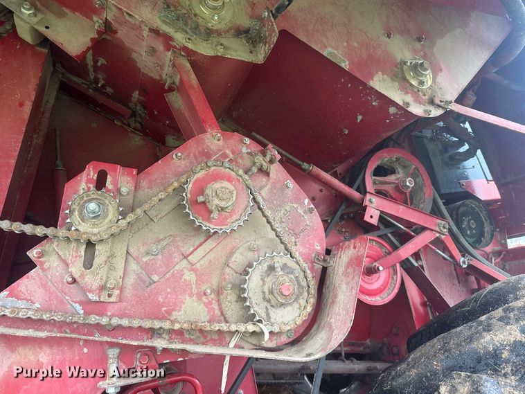 image for item EW4756 1997 Case IH 2188 combine