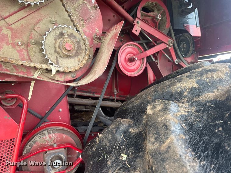 image for item EW4756 1997 Case IH 2188 combine
