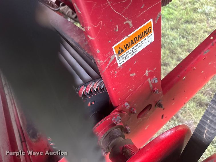 image for item EW4756 1997 Case IH 2188 combine