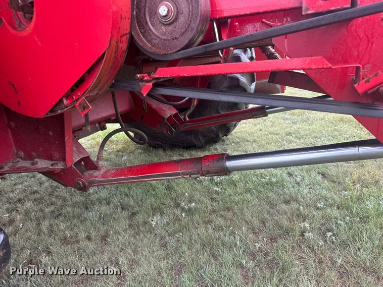 image for item EW4756 1997 Case IH 2188 combine