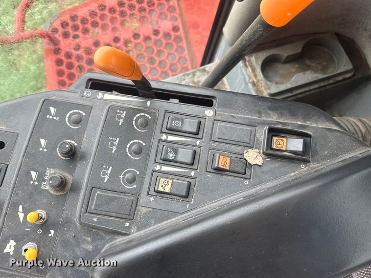 image for item EW4756 1997 Case IH 2188 combine