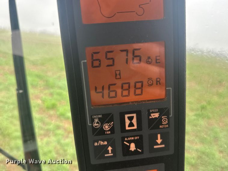 image for item EW4756 1997 Case IH 2188 combine