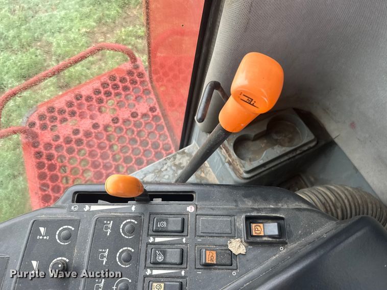 image for item EW4756 1997 Case IH 2188 combine