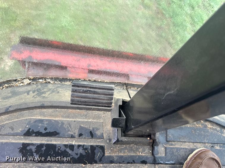 image for item EW4756 1997 Case IH 2188 combine