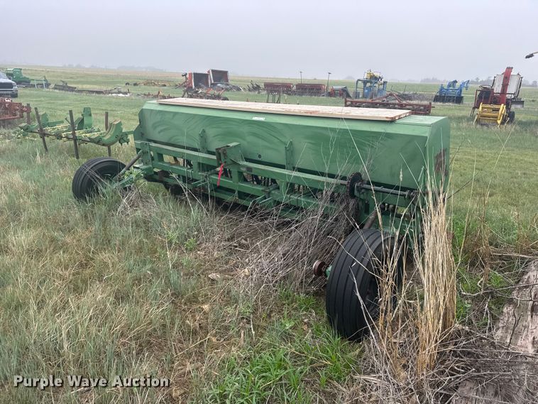 image for item EW4757 Great Plains grain drill