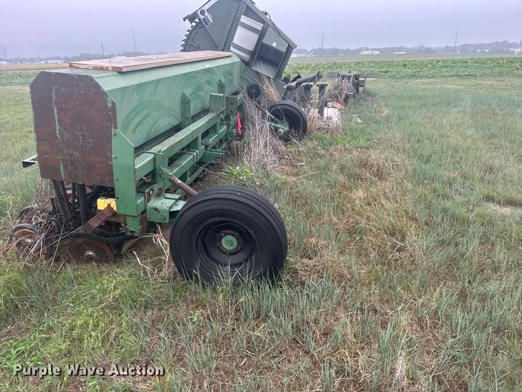 image for item EW4757 Great Plains grain drill