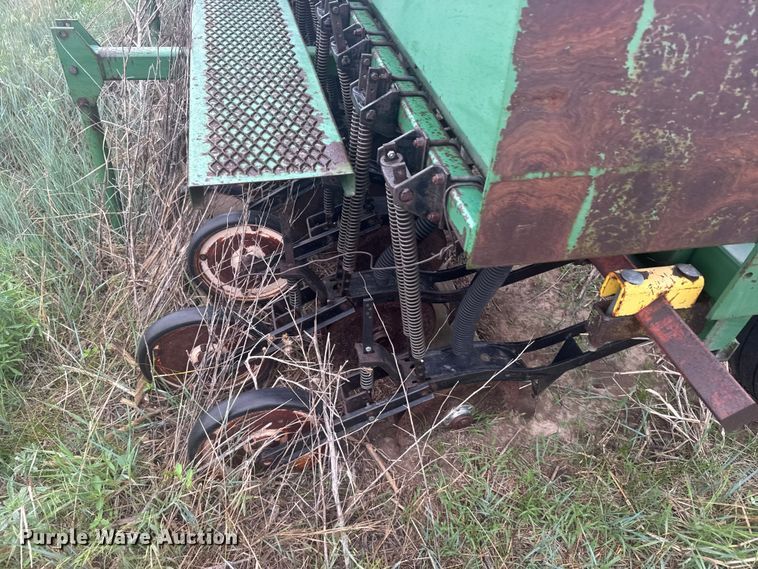 image for item EW4757 Great Plains grain drill
