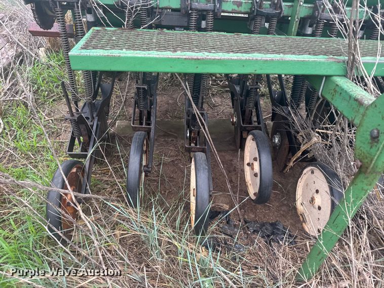 image for item EW4757 Great Plains grain drill