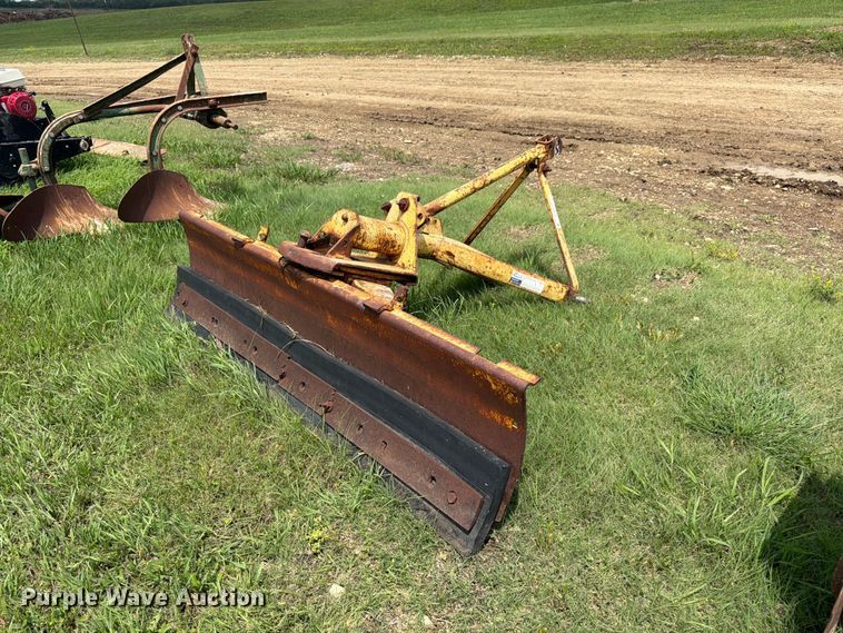 image for item EW4796 Ford blade