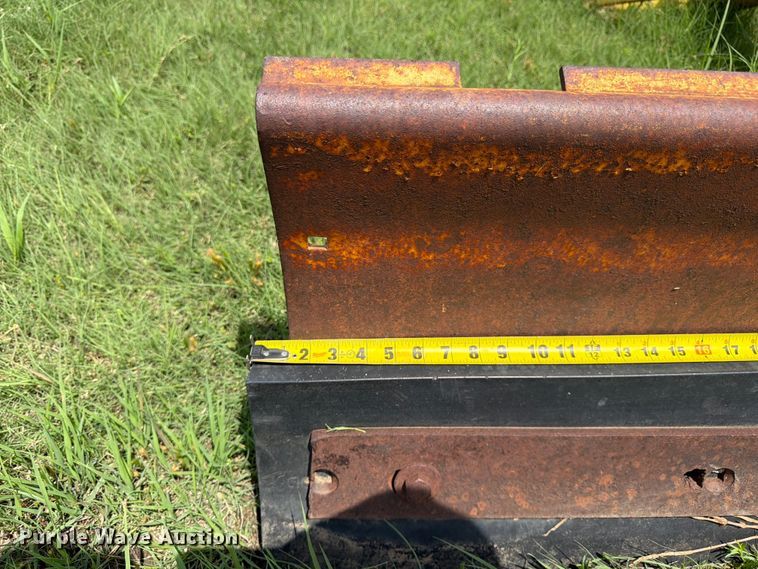 image for item EW4796 Ford blade