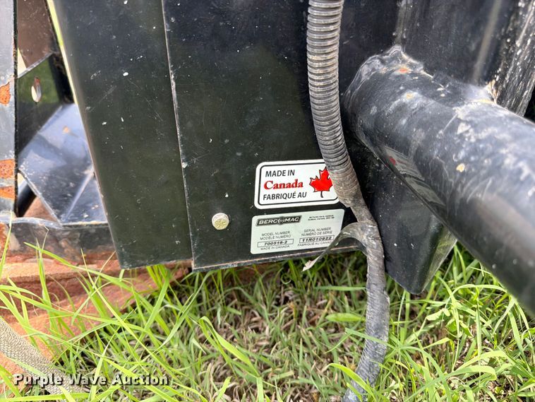 image for item EW4798 Berc 700516-2 skid steer broom
