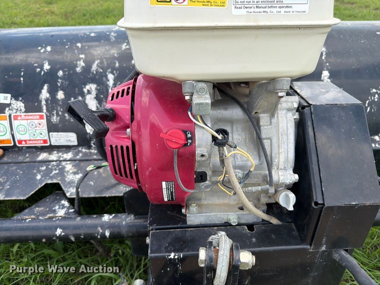image for item EW4798 Berc 700516-2 skid steer broom