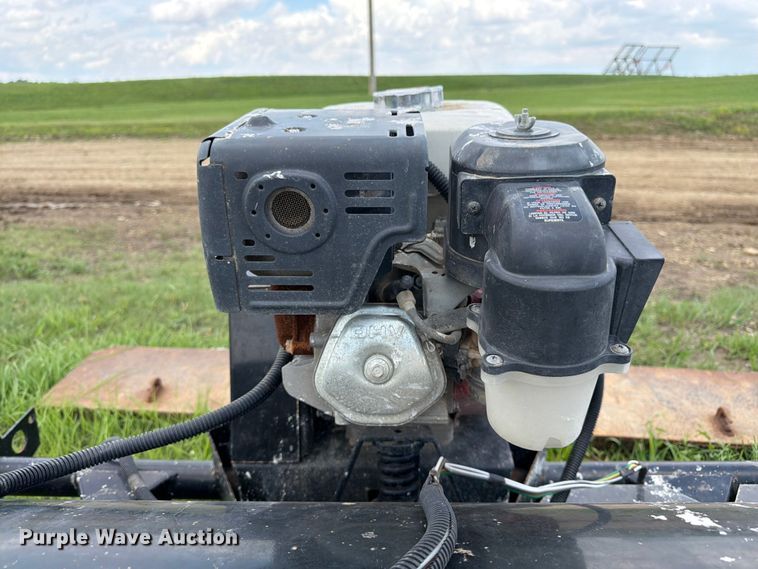 image for item EW4798 Berc 700516-2 skid steer broom