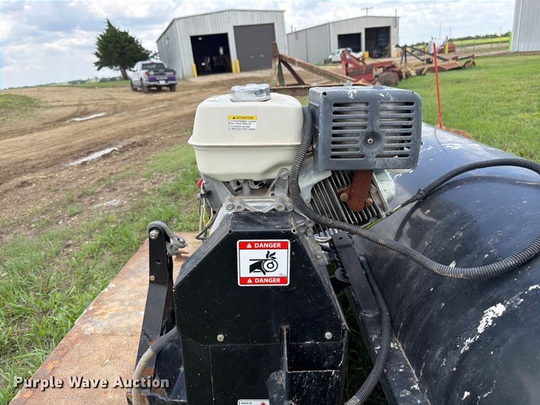 image for item EW4798 Berc 700516-2 skid steer broom