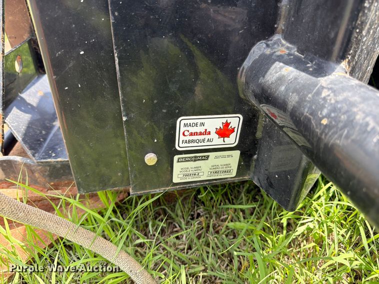 image for item EW4798 Berc 700516-2 skid steer broom