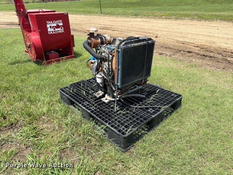 image for item EW4800 Kubota D905-E engine