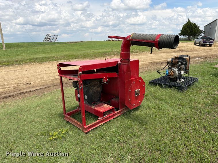 image for item EW4801 Tailgate Mulcher straw blower