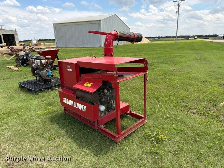 image for item EW4801 Tailgate Mulcher straw blower