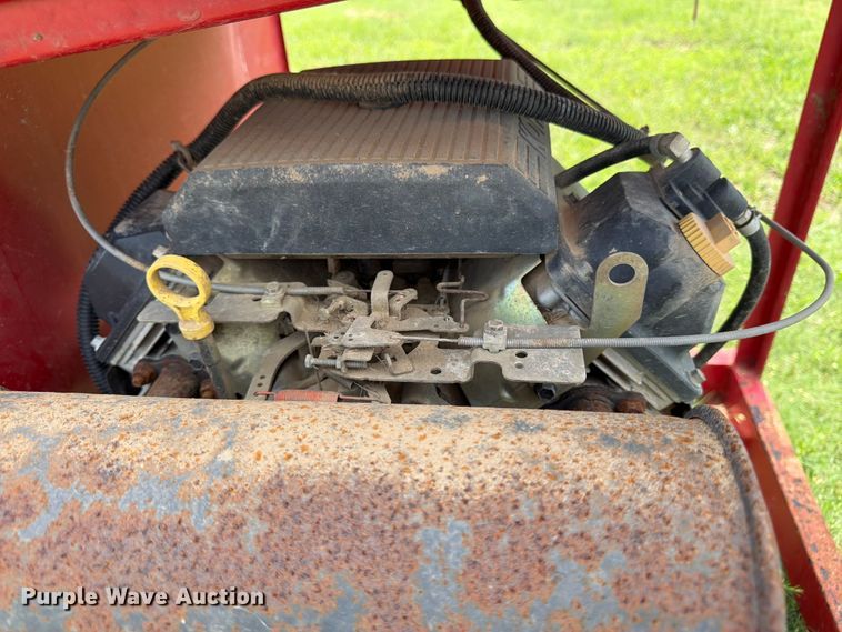 image for item EW4801 Tailgate Mulcher straw blower