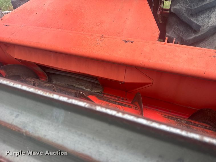 image for item EW4808 Massey-Ferguson 1167 combine