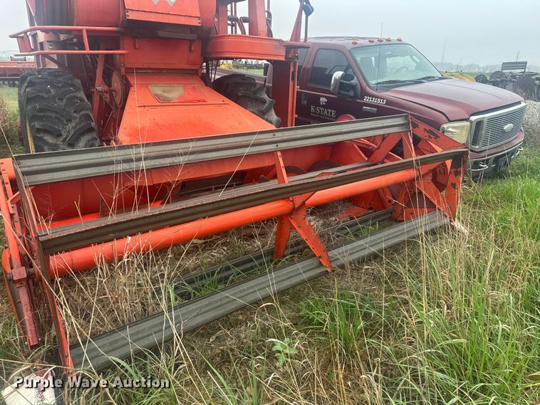 image for item EW4808 Massey-Ferguson 1167 combine