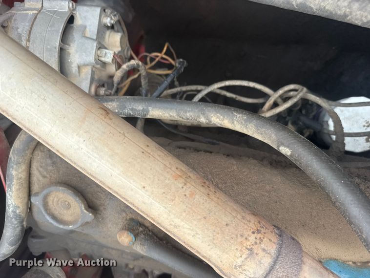 image for item EW4808 Massey-Ferguson 1167 combine