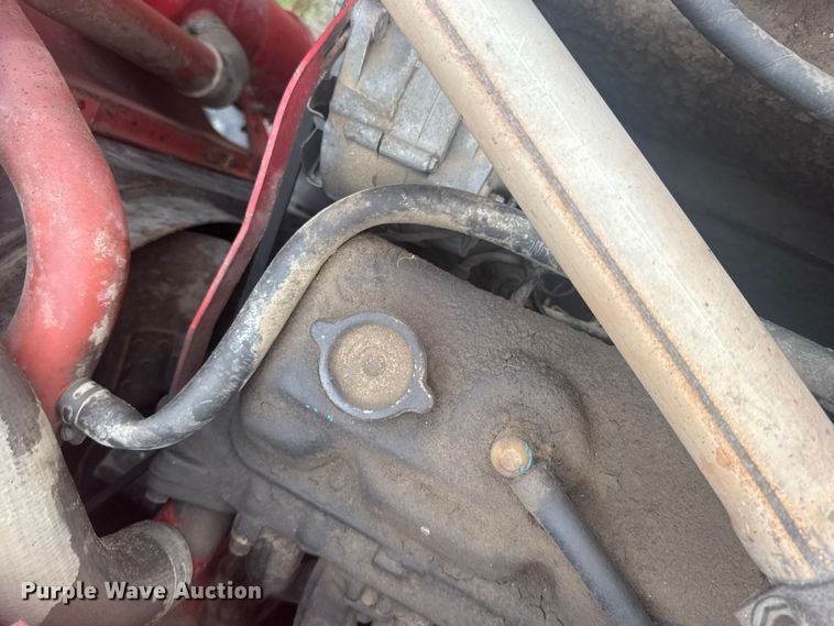 image for item EW4808 Massey-Ferguson 1167 combine