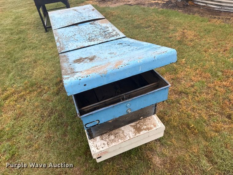 image for item EW4810 (2) tool boxes