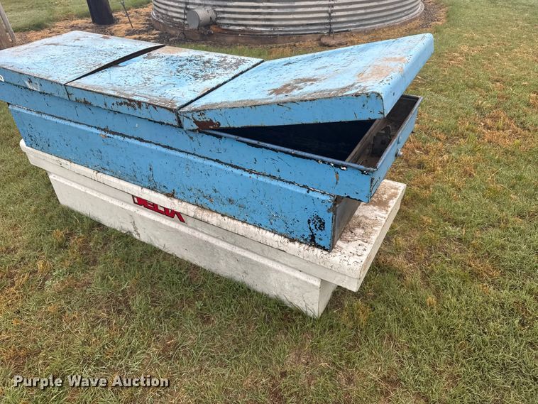 image for item EW4810 (2) tool boxes