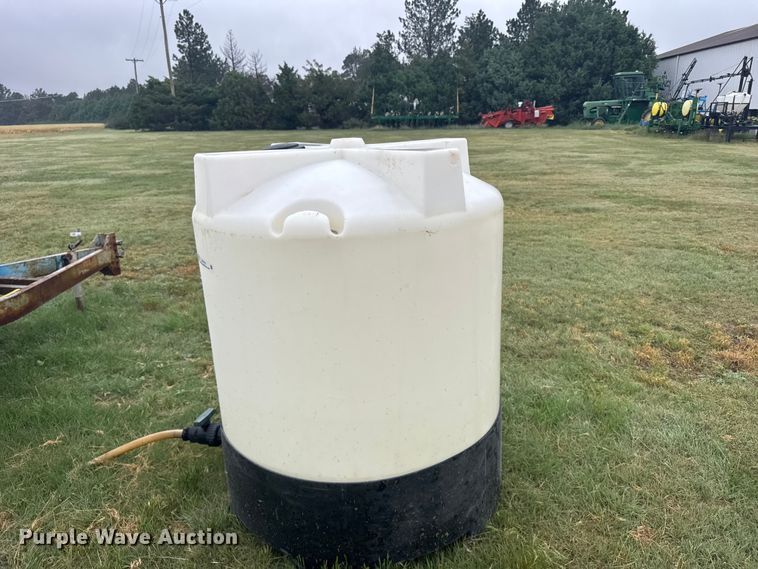 image for item EW4811 Poly tank
