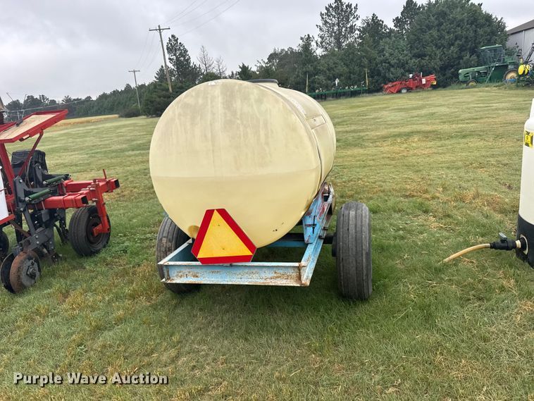 image for item EW4813 Nurse tank trailer