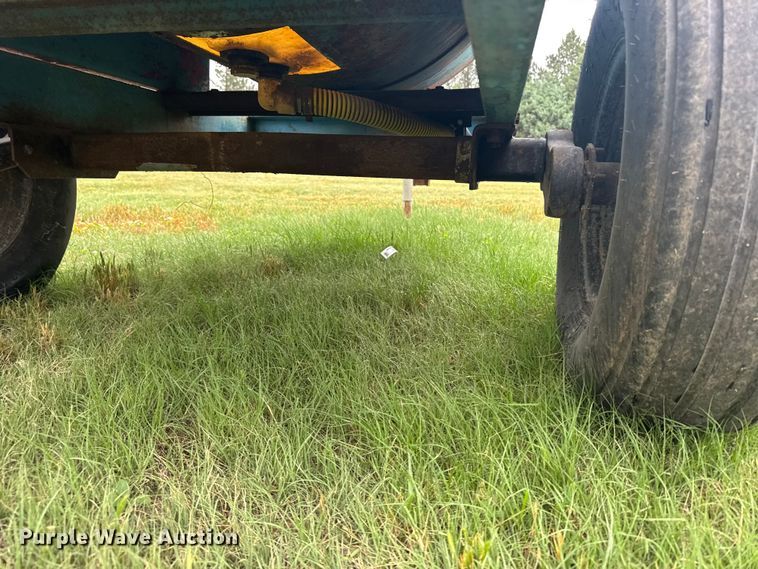 image for item EW4813 Nurse tank trailer