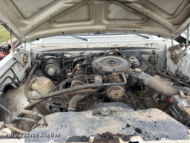 image for item EW4817 1987 Dodge D150 pickup truck