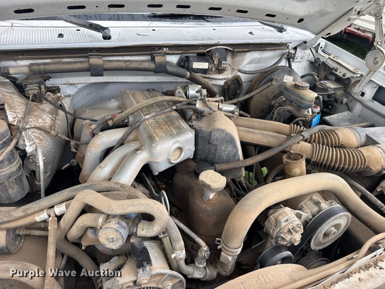 image for item EW4818 1995 Ford F150 XL pickup truck