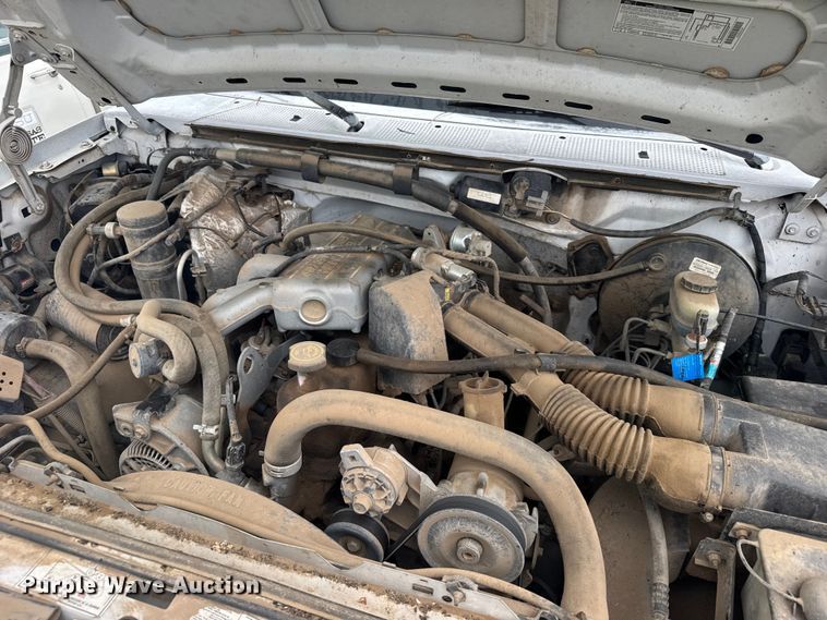 image for item EW4818 1995 Ford F150 XL pickup truck