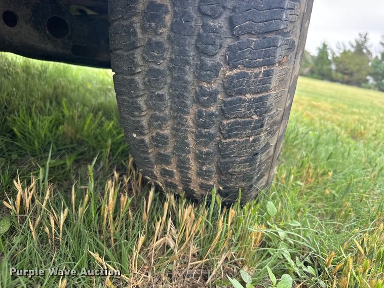 image for item EW4818 1995 Ford F150 XL pickup truck