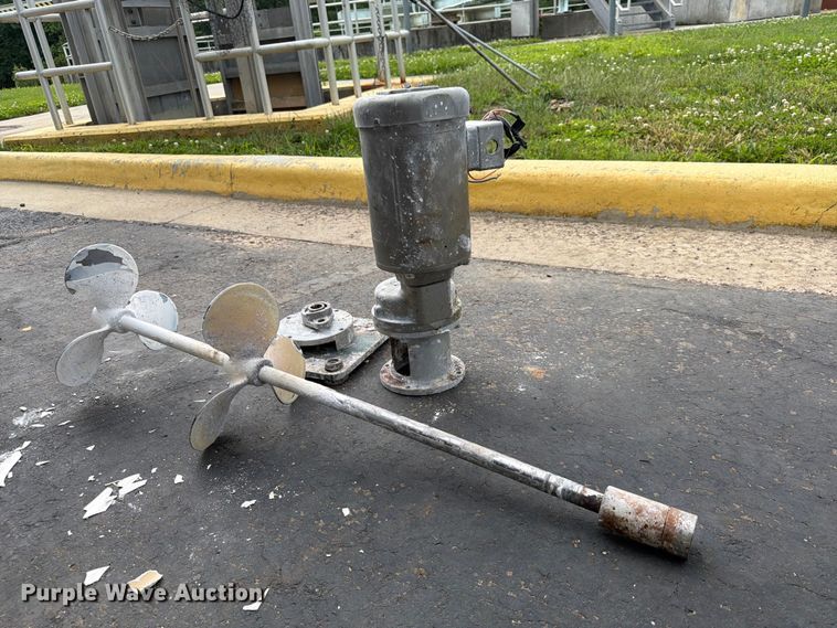 image for item EX5499 Agitator