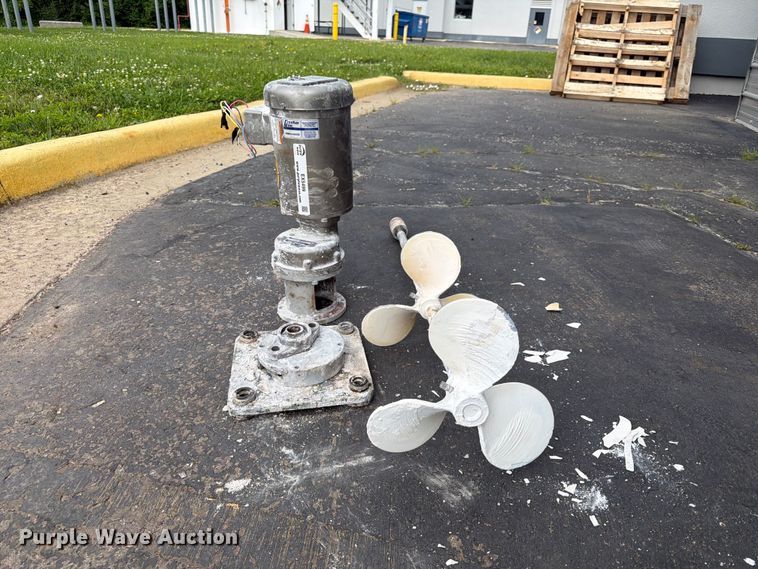 image for item EX5499 Agitator