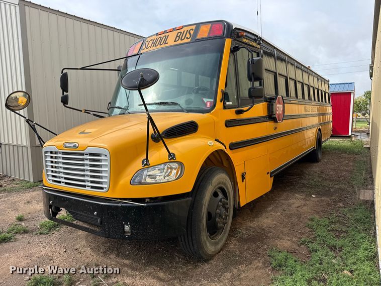 image for item FB6727 2009 Freightliner B2 school bus