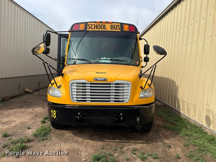 image for item FB6727 2009 Freightliner B2 school bus