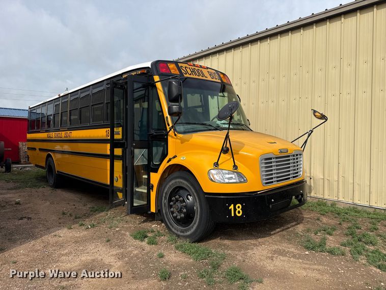 image for item FB6727 2009 Freightliner B2 school bus