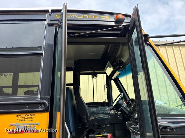 image for item FB6727 2009 Freightliner B2 school bus