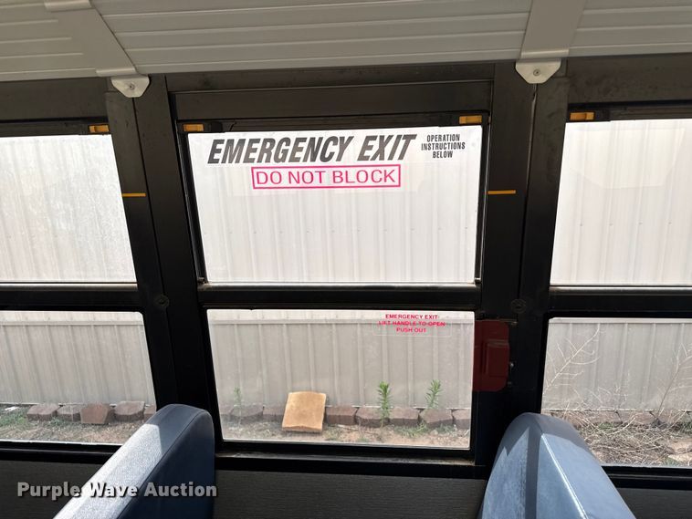 image for item FB6727 2009 Freightliner B2 school bus